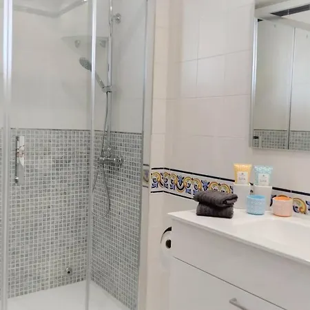 Dona Carlota Gardens, Sea Views, Pool, Restaurant Apartment