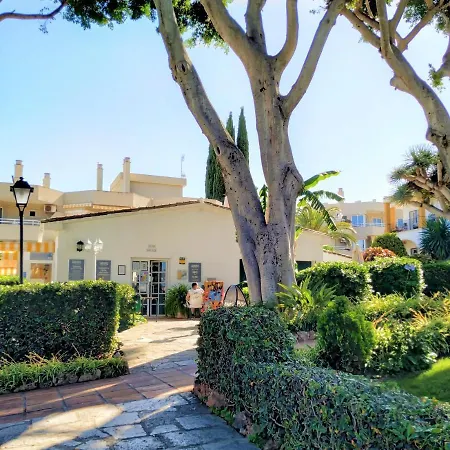 Dona Carlota Gardens, Sea Views, Pool, Restaurant Apartment *